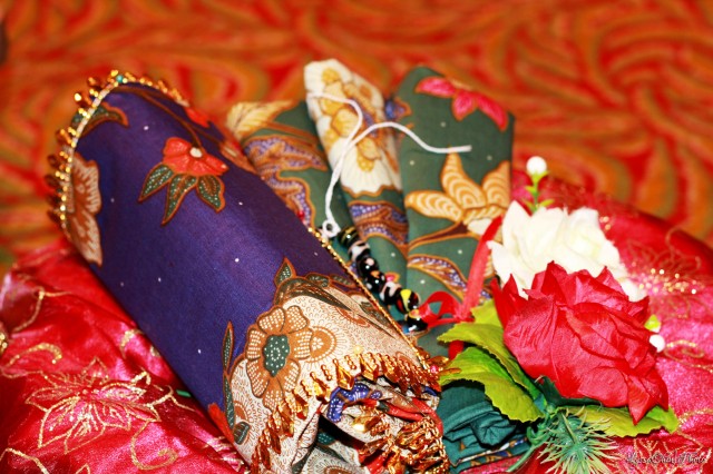 Sarung, one of the wedding dowry signifying different stages of the bride in life. Photo by Alyssa Chin (2012). 